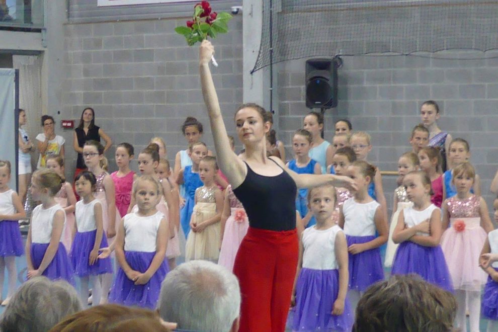 received_1437441239684191