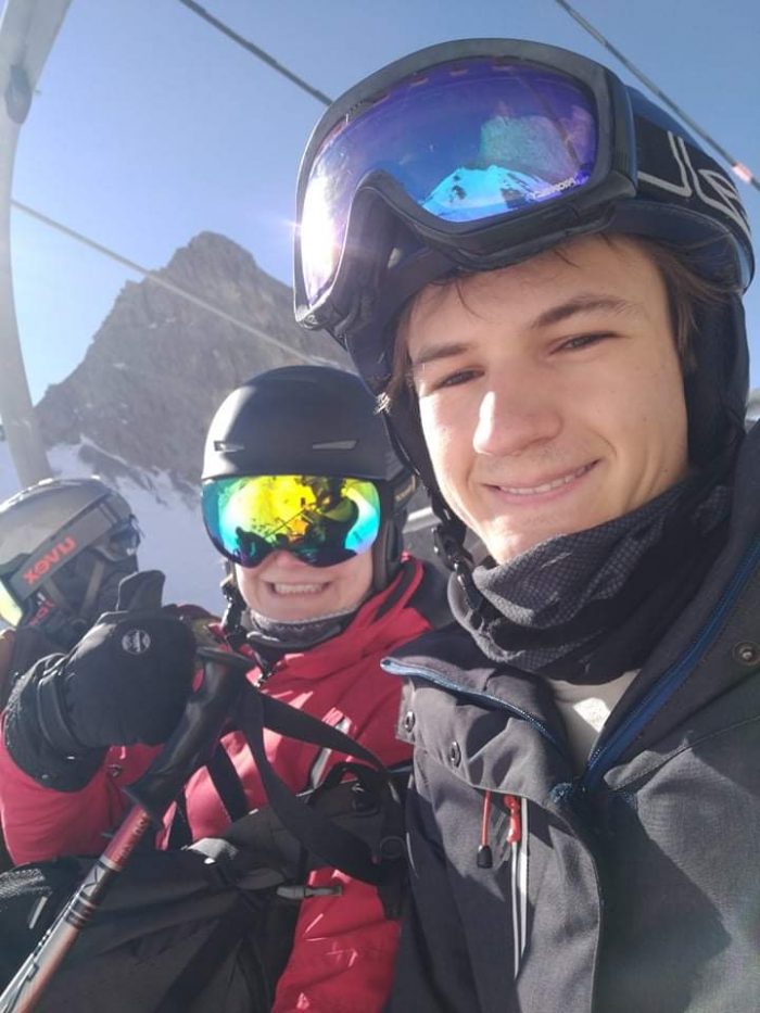 received_1056608891571128